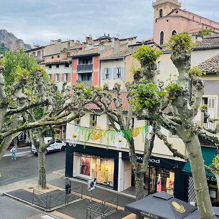 Centre-ville Avec Ascenseur - Le Mistral * Digne-les-Bains